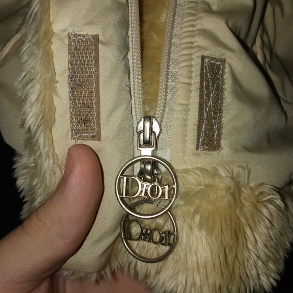 DIOR Boutique "Runway fur coat" (Flawless) - Picture 10 of 15